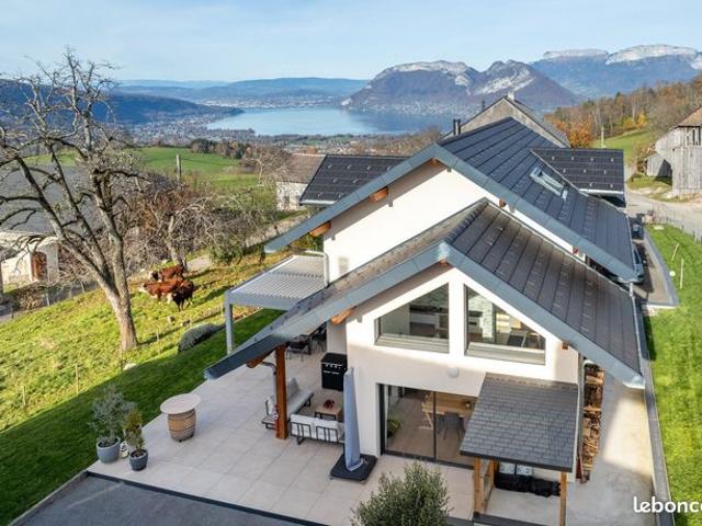 Villa 6 pièces 163 m²