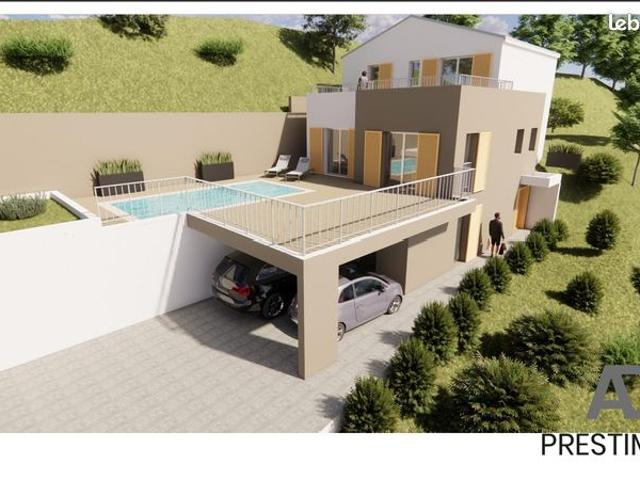 Villa 6 pièces 163 m²