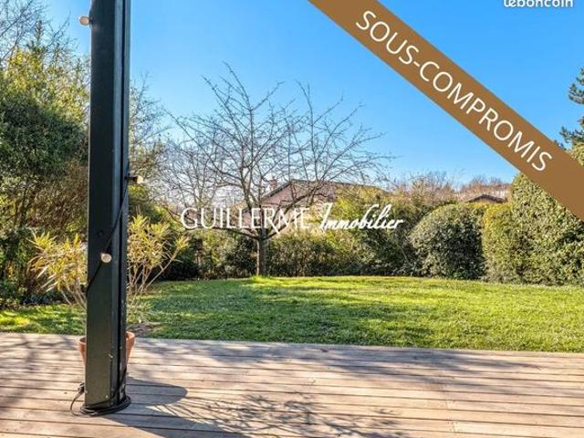 Villa 6 pièces 163 m²