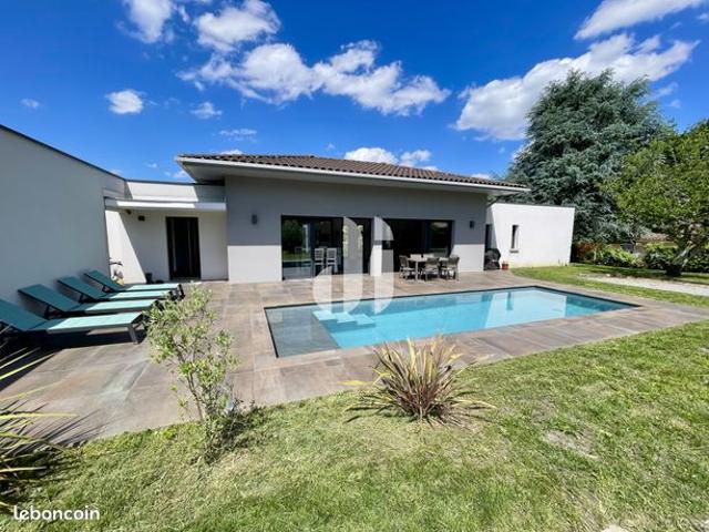 Villa 6 pièces 163 m²