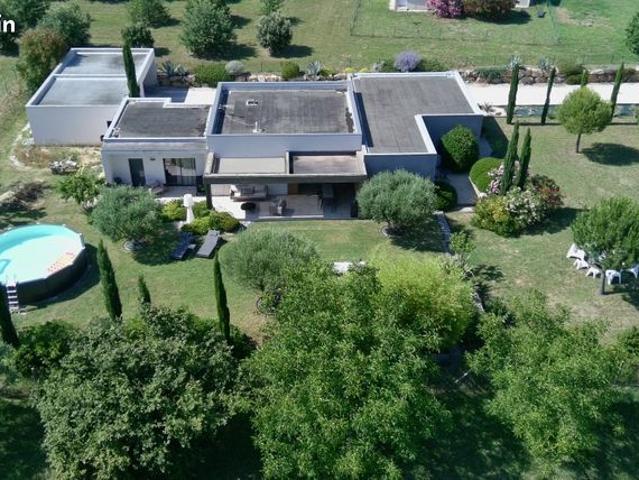 Villa 6 pièces 163 m²