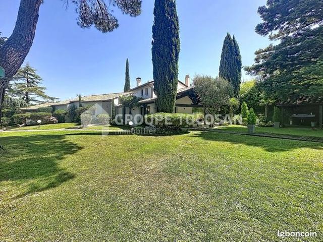 Villa 6 pièces 163 m²