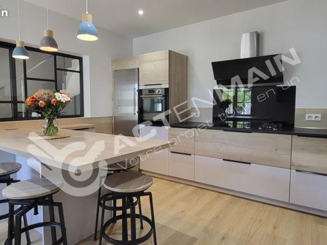 Villa 6 pièces 164 m²