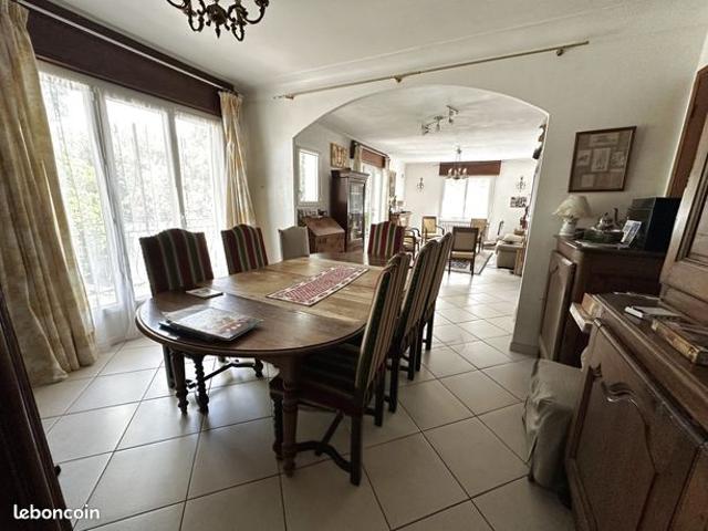 Villa 6 pièces 165 m²