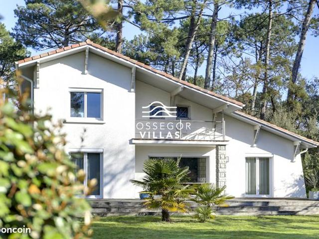 Villa 6 pièces 165 m²
