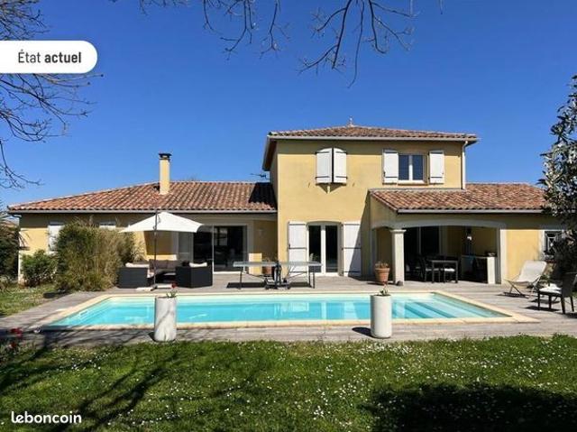 Villa 6 pièces 165 m²
