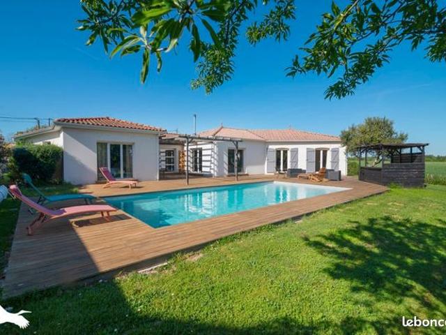 Villa 6 pièces 165 m²