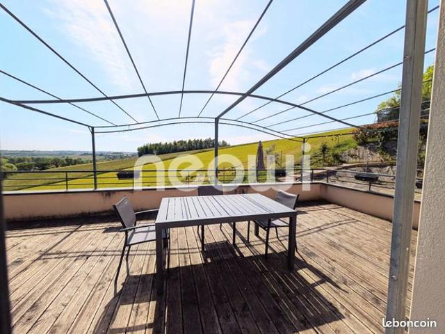 Villa 6 pièces 165 m²