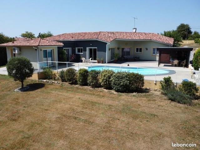 Villa 6 pièces 165 m²