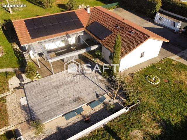 Villa 6 pièces 165 m²