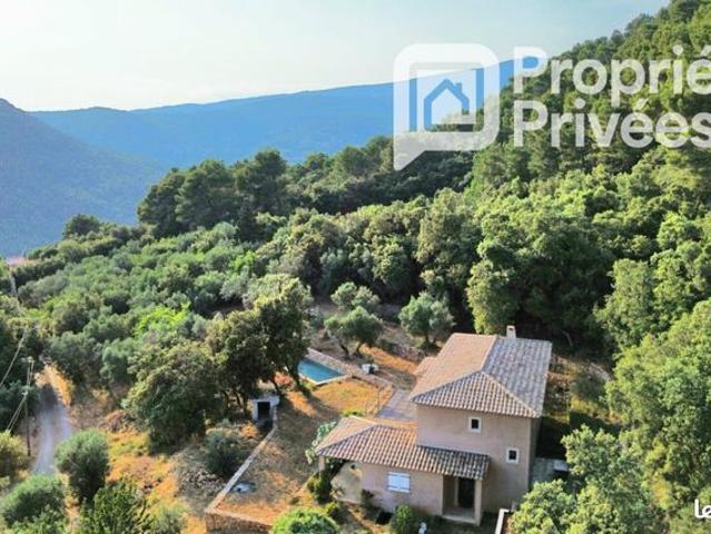 Villa 6 pièces 165 m²