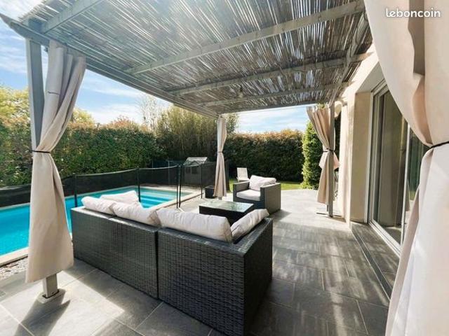 Villa 6 pièces 166 m²
