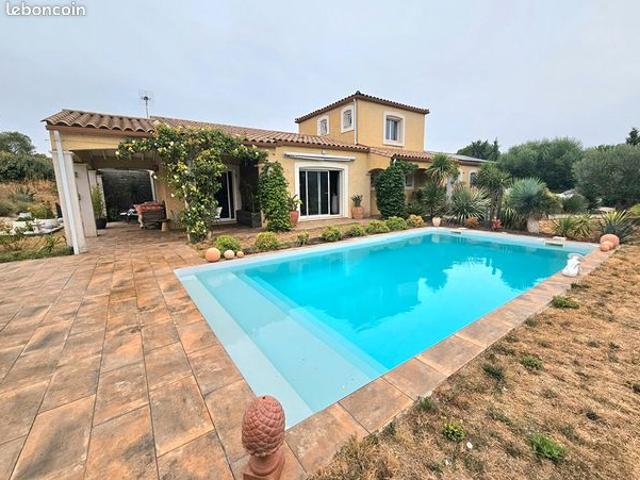 Villa 6 pièces 166 m²