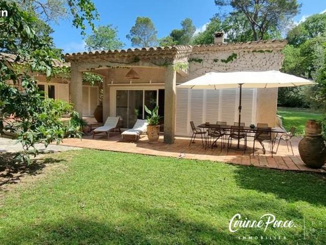Villa 6 pièces 186 m²