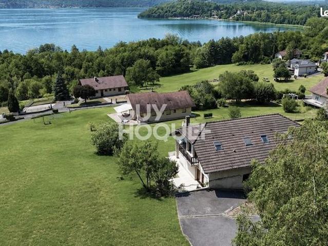 Villa 6 pièces 166 m²