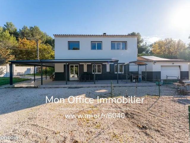 Villa 6 pièces 166 m²