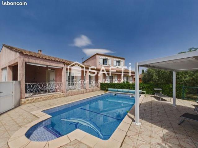 Villa 6 pièces 166 m²