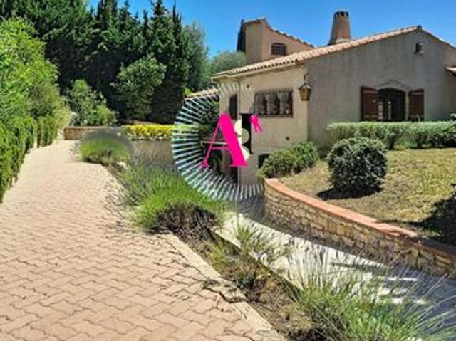 Villa 6 pièces 167 m²
