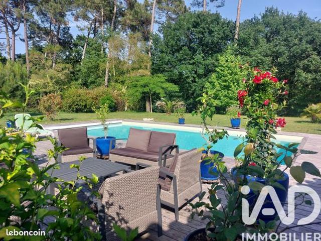 Villa 6 pièces 167 m²