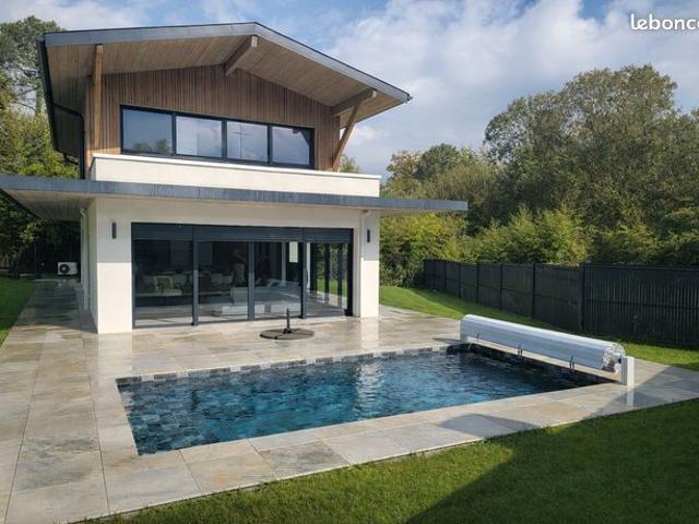 Villa 6 pièces 167 m²