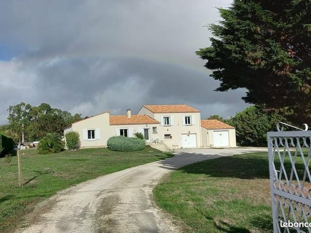 Villa 6 pièces 168 m²