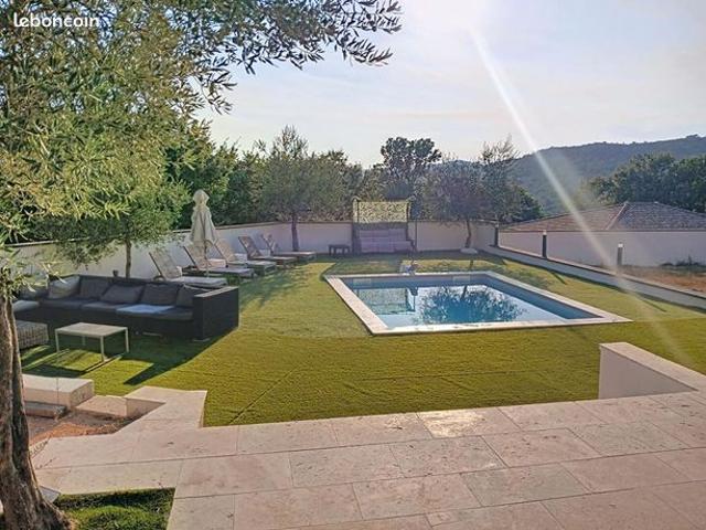 Villa 6 pièces 168 m²