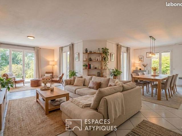 Villa 6 pièces 168 m²
