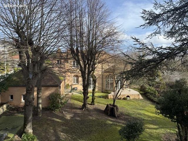 Villa 6 pièces 168 m²