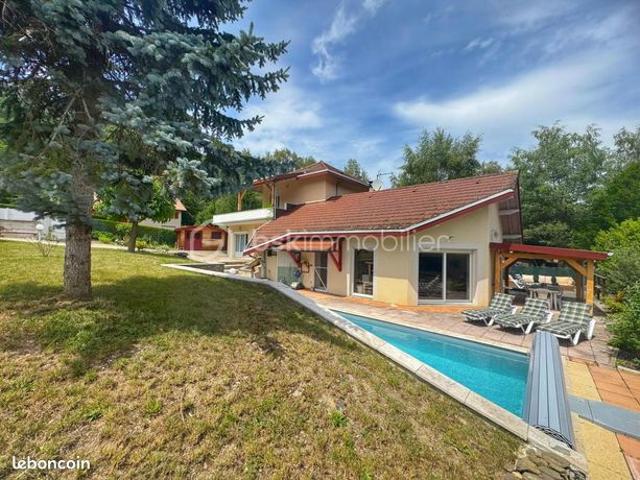 Villa 6 pièces 169 m²