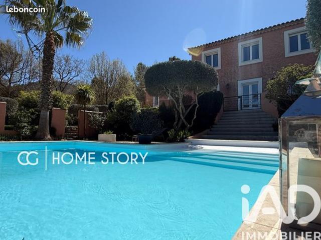 Villa 6 pièces 169 m²