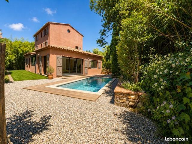 Villa 6 pièces 169 m²