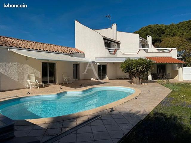 Villa 6 pièces 170 m²