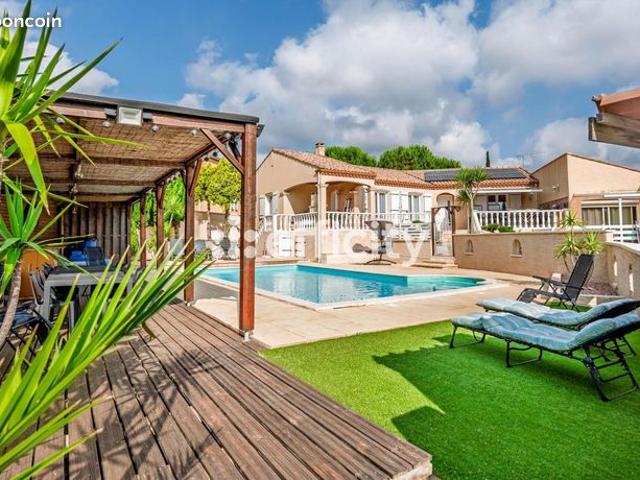Villa 6 pièces 170 m²