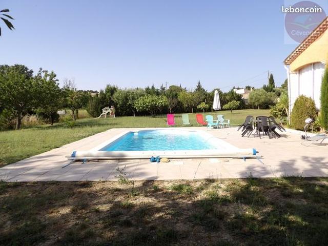 Villa 6 pièces 140 m²