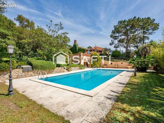 Villa 6 pièces 170 m²