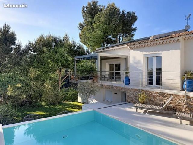 Villa 6 pièces 170 m²