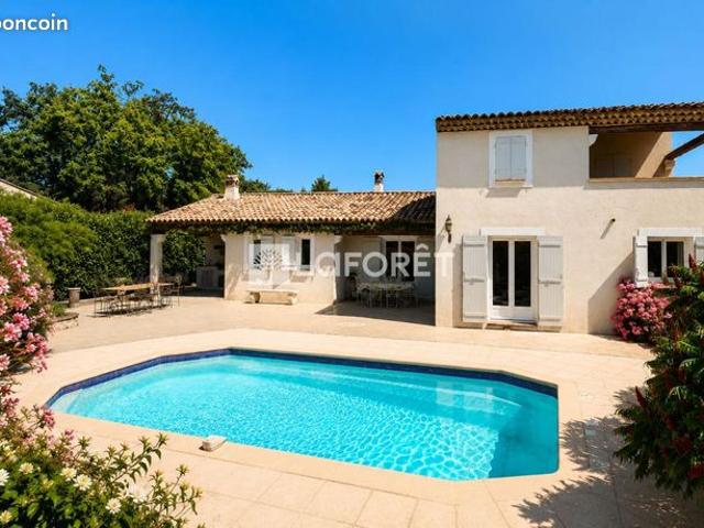 Villa 6 pièces 170 m²