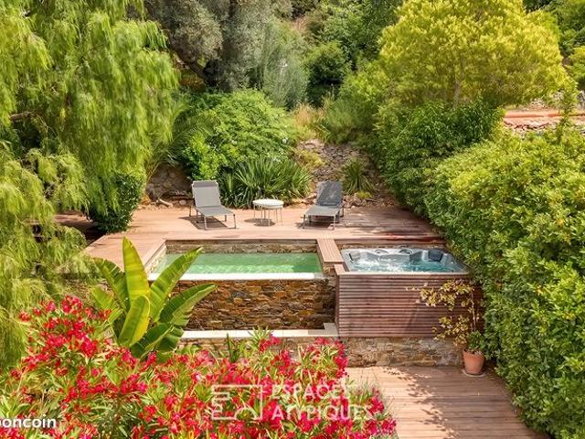 Villa 6 pièces 170 m²