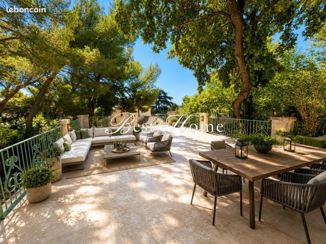Villa 6 pièces 170 m²