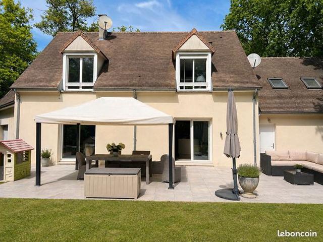 Villa 6 pièces 170 m²