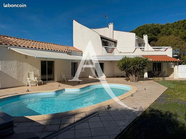 Villa 6 pièces 170 m²