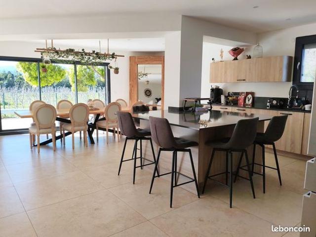 Villa 6 pièces 170 m²