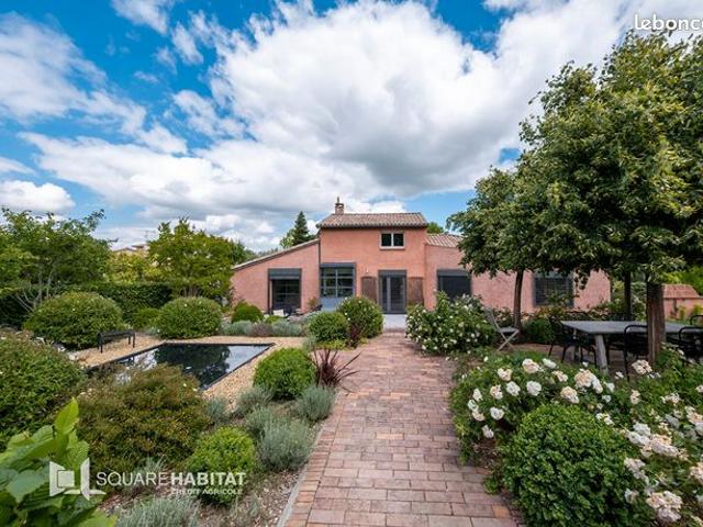 Villa 6 pièces 170 m²