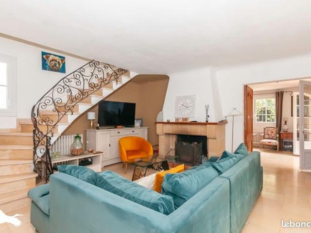 Villa 6 pièces 170 m²