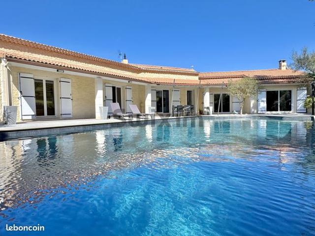 Villa 6 pièces 172 m²