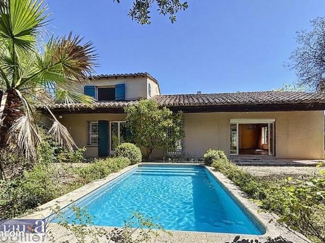 Villa 6 pièces 172 m²