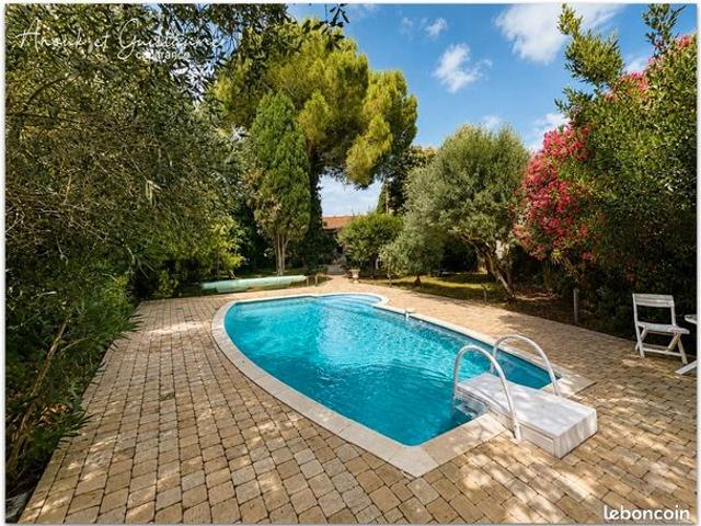 Villa 6 pièces 172 m²