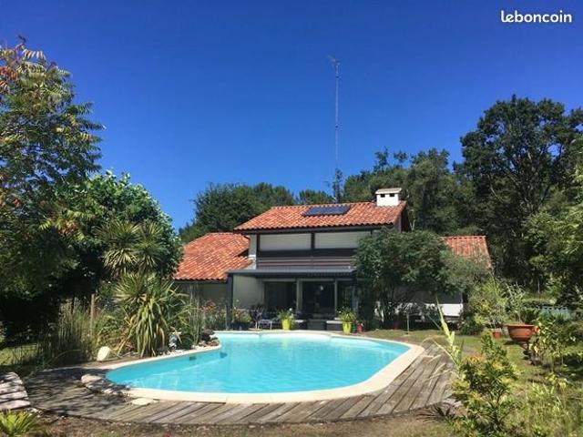 Villa 6 pièces 173 m²