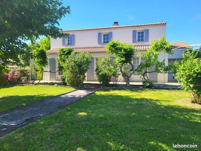 Villa 6 pièces 173 m²