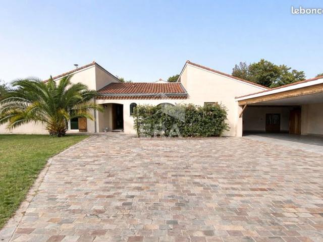 Villa 6 pièces 173 m²